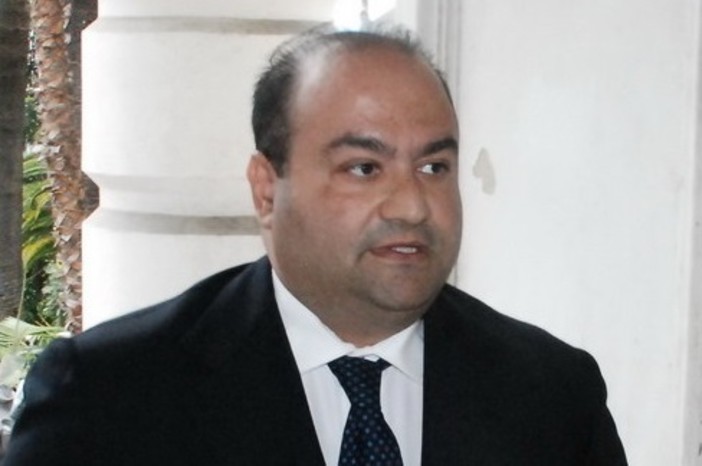 Lega, parla l'ex Belsito: "Bossi fa bene a riaprire al Nord, Salvini faccia le sue riflessioni"