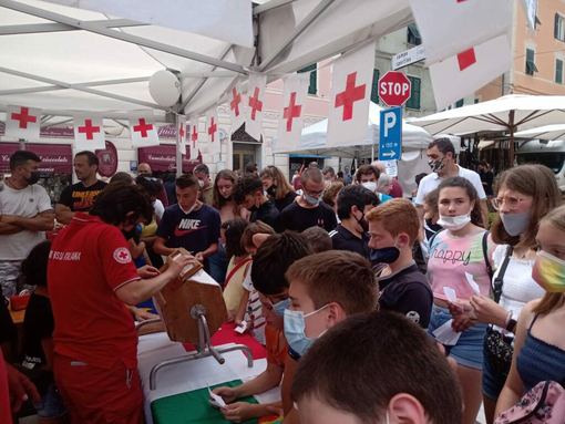 Grande successo per la 3ª edizione della Fiera di Torriglia: circa 7mila presenze e più di 2mila euro raccolti in beneficenza Grande successo per la 3ª edizione della Fiera di Torriglia: circa 7mila presenze e più di 2mila euro raccolti in beneficenza