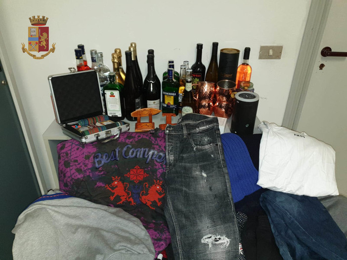 Altri due denunce per i furti negli stabilimenti balneari di Chiavari, Lavagna e Cavi di Lavagna Altri due denunce per i furti negli stabilimenti balneari di Chiavari, Lavagna e Cavi di Lavagna
