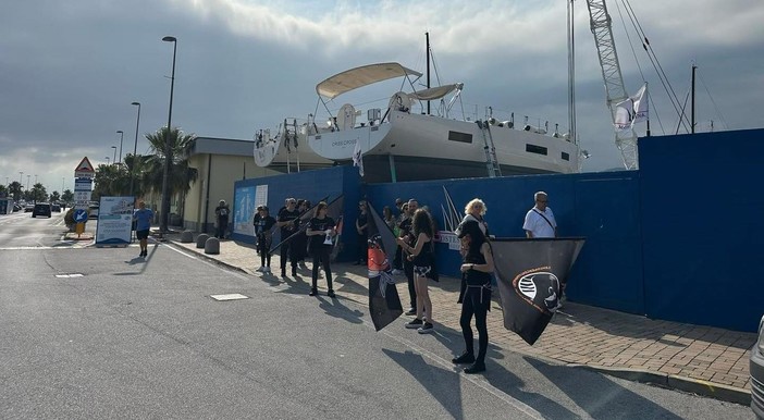 foto_facebook_centopercentoanimalisti foto_facebook_centopercentoanimalisti