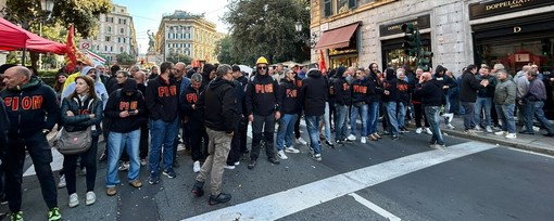 Ex Ilva, Piantedosi: "Non penalizziamo Genova aspettando di risolvere il problema complessivo". I sindacati annunciano: "La mobilitazione continua" Ex Ilva, Piantedosi: "Non penalizziamo Genova aspettando di risolvere il problema complessivo". I sindacati annunciano: "La mobilitazione continua"