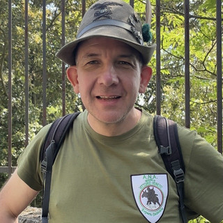 Dall’Inghilterra a Genova per l’Adunata: “Gli Alpini sono amicizia e valori universali”