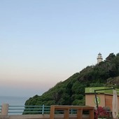 Dal faro di Puntavagno per abbracciare il mondo, l’impresa dei radioamatori di comunicare oltre ogni confine Dal faro di Puntavagno per abbracciare il mondo, l’impresa dei radioamatori di comunicare oltre ogni confine