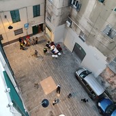 Giochi di società per far rinascere una piazza, il gioco come 'cura' nel cuore della Maddalena Giochi di società per far rinascere una piazza, il gioco come 'cura' nel cuore della Maddalena