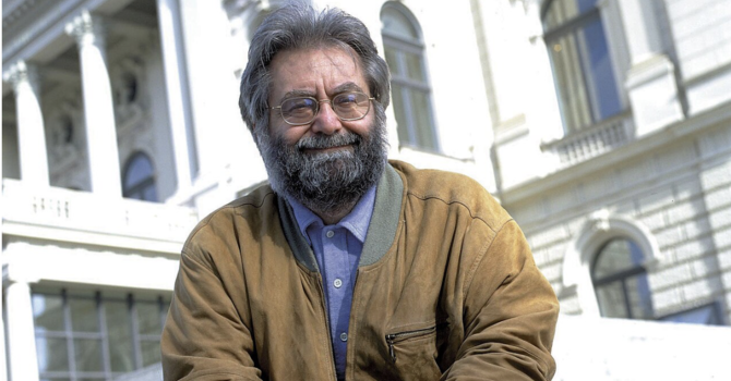 Al Maestro Gian Piero Reverberi un riconoscimento dal Consiglio Comunale: "Onorando lui onoriamo la storia e il prestigio della nostra città" Al Maestro Gian Piero Reverberi un riconoscimento dal Consiglio Comunale: "Onorando lui onoriamo la storia e il prestigio della nostra città"