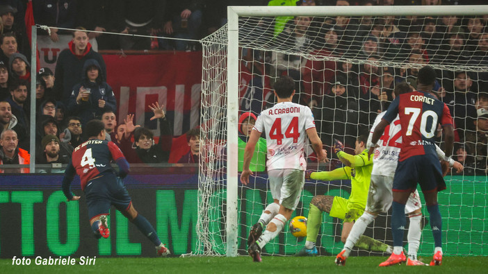I gol arrivano da dietro e il Genoa scatta verso la salvezza: il Monza va ko 2-0