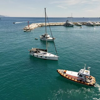 Tigullio, maxi operazione della Guardia Costiera: 14mila euro di multe tra spiagge e ristoranti