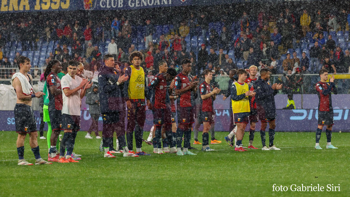 Scontri durante Genoa - Milan, tre tifosi deferiti dopo le indagini della Digos Scontri durante Genoa - Milan, tre tifosi deferiti dopo le indagini della Digos