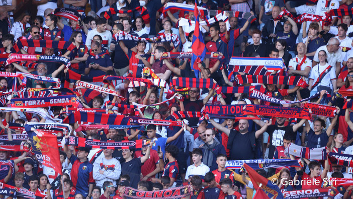 Al Franchi di Firenze attesi circa 1700 tifosi rossoblù (foto di Gabriele Siri)
