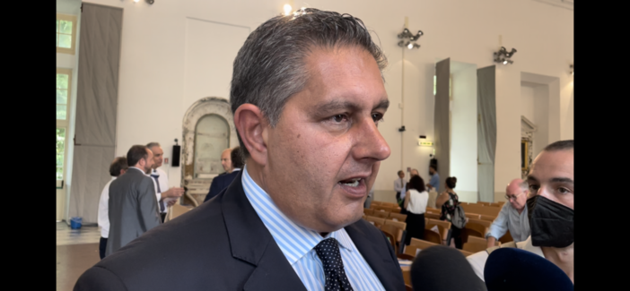 Gronda: Toti: "Auspico che i cantieri aprano il prima possibile. Ritardi frutto della crisi, nefasta per il paese"