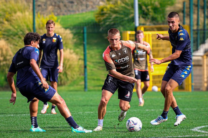 Albert Gudmundsson, autore di una doppietta (foto Genoa CFC 1893 - TanoPress) Albert Gudmundsson, autore di una doppietta (foto Genoa CFC 1893 - TanoPress)