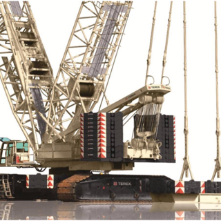 Demolizione Morandi, in arrivo dall'Olanda le gru per lo smontaggio delle pile di Ponente