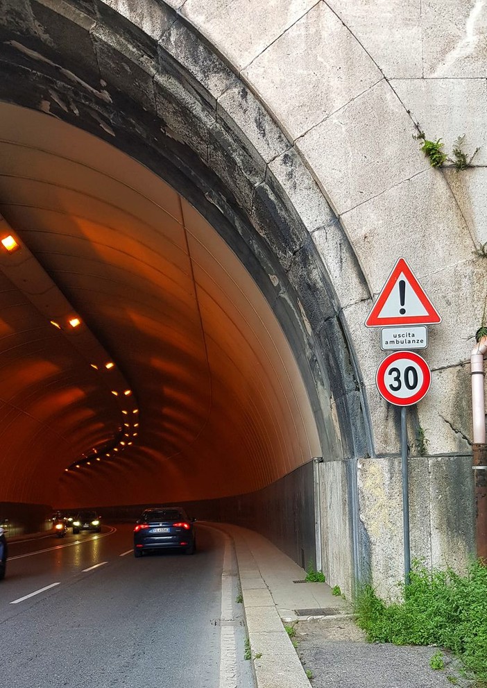 Galleria Mameli, scattano le chiusure notturne per lavori