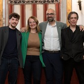 Genova festeggia i suoi Ubu: "Il teatro è un servizio pubblico, necessario come le scuole e gli ospedali" Genova festeggia i suoi Ubu: "Il teatro è un servizio pubblico, necessario come le scuole e gli ospedali"