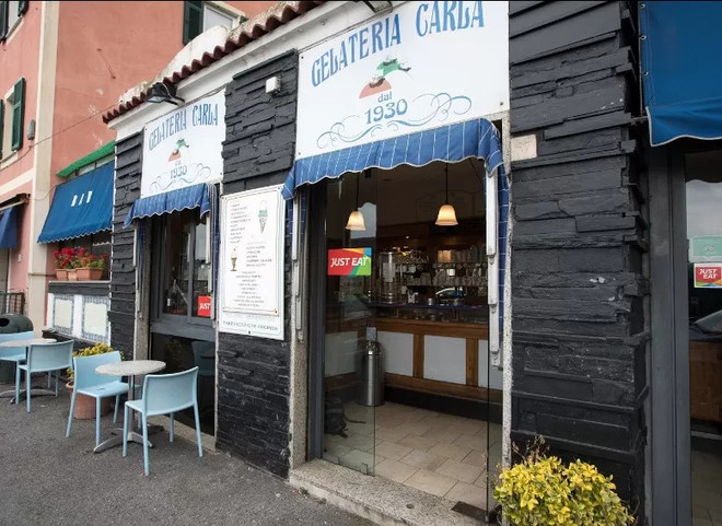 Sturla, niente più coni a due passi dalla spiaggia: chiude la storica gelateria Carla Sturla, niente più coni a due passi dalla spiaggia: chiude la storica gelateria Carla