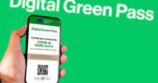 Furbetti del Green Pass: chiusi 32 canali Telegram che "spacciavano" false certificazioni Furbetti del Green Pass: chiusi 32 canali Telegram che "spacciavano" false certificazioni