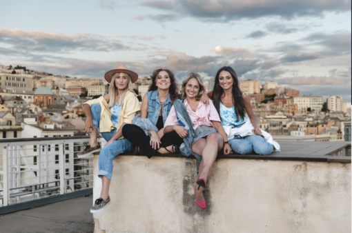 Le testimonial Alice Arcuri, Giorgia Cenni, Marina Minetti e Valeria Olivieri (Foto GenovaJeans) Le testimonial Alice Arcuri, Giorgia Cenni, Marina Minetti e Valeria Olivieri (Foto GenovaJeans)