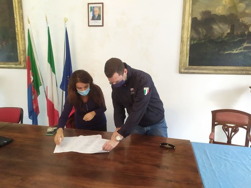 Attacchi di Toti alla sindaca di Rossiglione, Giampedrone: "E' il Pd a essere vergognoso"