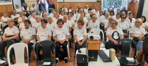 Progetto Sport Senior, al via i corsi gratuiti di attività motoria per over 65 nei centri Auser di Genova Progetto Sport Senior, al via i corsi gratuiti di attività motoria per over 65 nei centri Auser di Genova