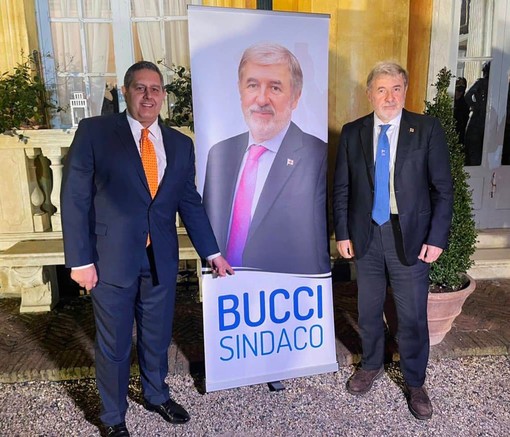 Elezioni comunali, in 300 alla cena organizzata per Bucci a villa Lo Zerbino Elezioni comunali, in 300 alla cena organizzata per Bucci a villa Lo Zerbino