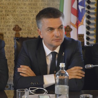 Trasporti, Rixi (Lega), “Finalmente ok al tpl a Genova: ministro De Micheli si sveglia in campagna elettorale. No a pedonalizzazioni ammazza-commercio”