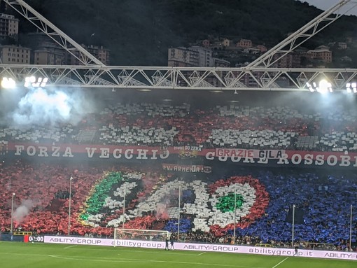 Genoa, l'ultima al Ferraris è un tripudio rossoblù: vittoria, festa ed emozioni