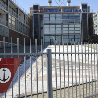 Violazioni sul riciclaggio, nave passeggeri fermata dalla Guardia Costiera a Genova