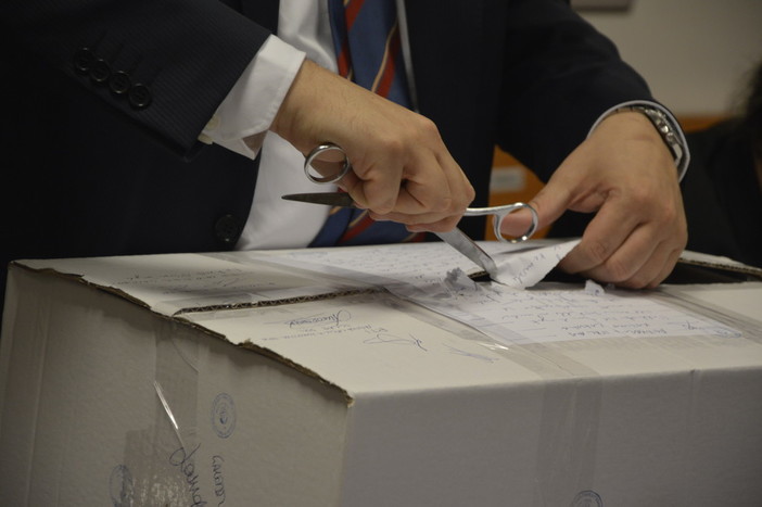 Ospedali del Ponente in gestione ai privati: aperte le buste "tecniche"