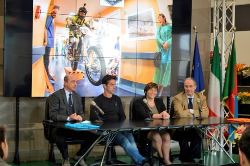 I bimbi del Gaslini realizzano il sogno del "Camel Trophy": in fuoristrada sulla spiaggia