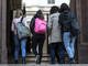 Sicurezza a scuola, il Comune di Genova cerca volontari per fare il &quot;nonno vigile&quot;