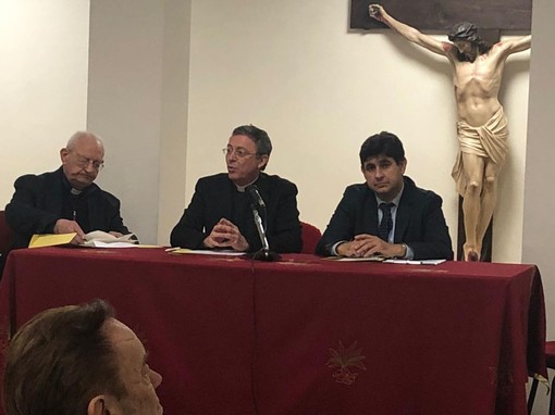 Giovanni Sardo, Presidente Nazionale UCAI, apre l'Assemblea Triennale a Roma Giovanni Sardo, Presidente Nazionale UCAI, apre l'Assemblea Triennale a Roma
