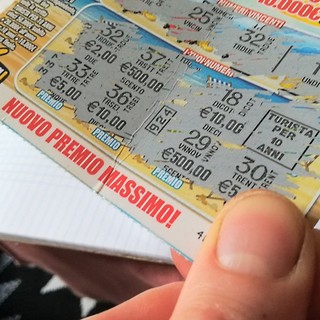 Gratta e Vinci da 50 mila euro per un fortunato genovese