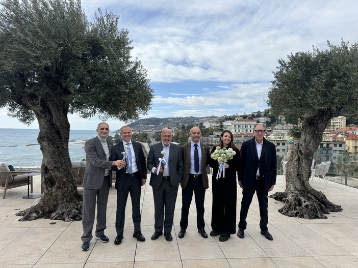 Gaslini a Sanremo, 3.000 ranuncoli per finanziare il Nuovo ospedale pediatrico