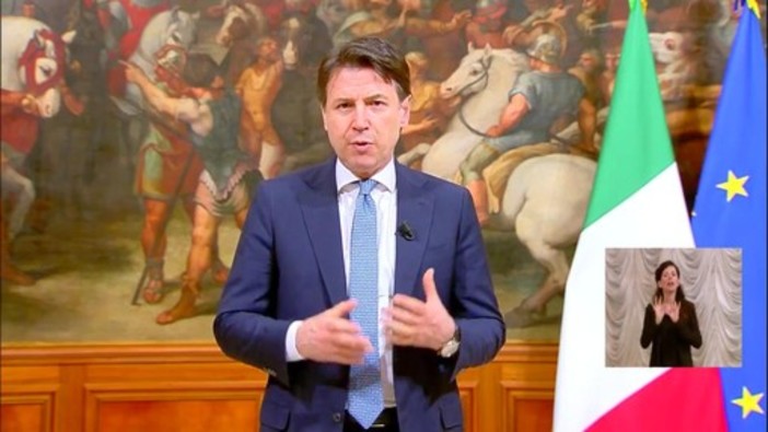 L'Europa apre all'Italia: Conte annuncia che l'UE ha accettato di introdurre lo strumento del 'Recovery Fund'