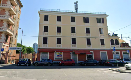 Cornigliano, al via la raccolta firme per la chiusura del locale in via San Giovanni d'Acri: "Risse e schiamazzi, situazione fuori controllo”