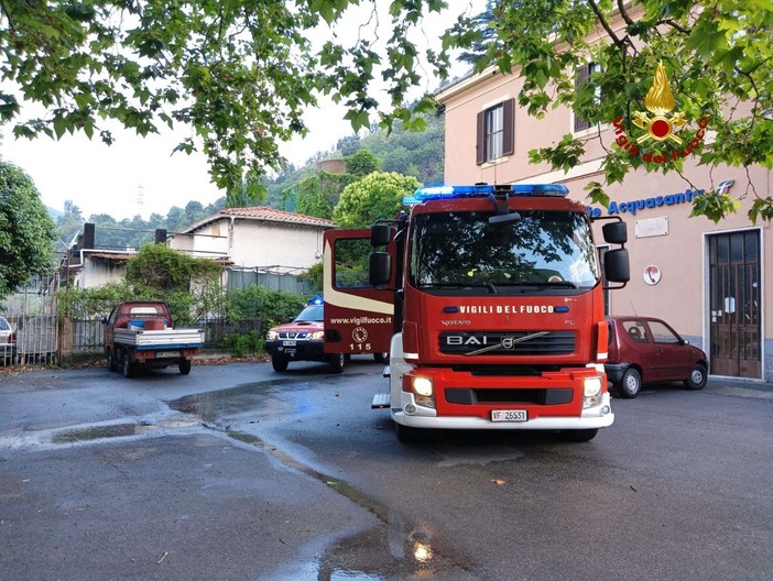 Incendio alla stazione di Acquasanta, intervengono i vigili del fuoco