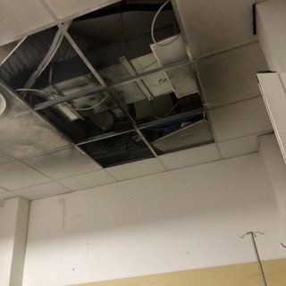 Incendio nella notte al Pronto Soccorso del San Martino Incendio nella notte al Pronto Soccorso del San Martino