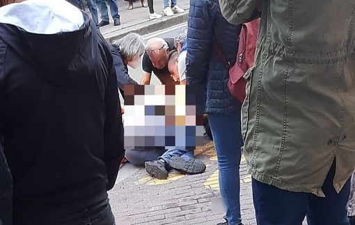 Genova, scontro scooter-auto in via Jori, trentenne al San Martino