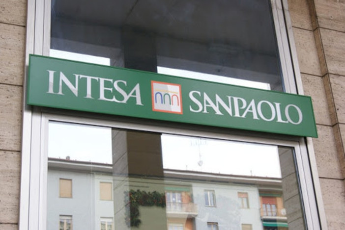 Intesa Sanpaolo e Confartigianato: accordo per il sostegno delle imprese artigiane Intesa Sanpaolo e Confartigianato: accordo per il sostegno delle imprese artigiane