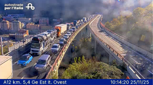 Incidente in A12, rallentamenti e lunghe code nel tratto tra Nervi e Genova Est