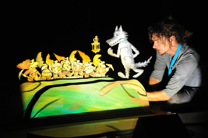 Sabato 21 gennaio andrà in scena al teatro Duse Il più furbo (Disavventure di un incorreggibile lupo) spettacolo per bambini