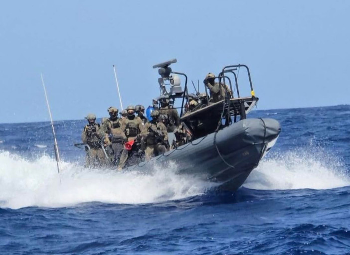 Flotilla, presidio al porto di Genova. Usb chiede l’embargo totale delle merci da e per Israele Flotilla, presidio al porto di Genova. Usb chiede l’embargo totale delle merci da e per Israele
