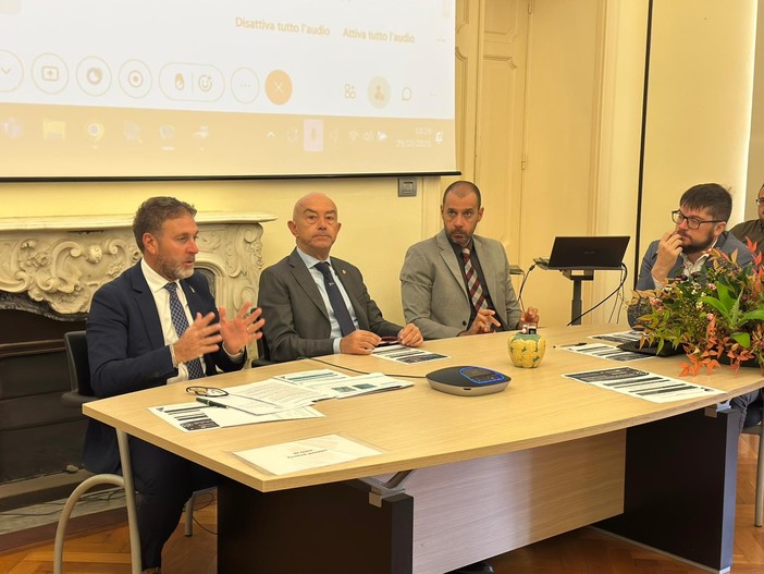 Dalla Regione centocinquanta mila euro per "Installazioni Verdi" con materiali riciclati da pesca e acquacoltura