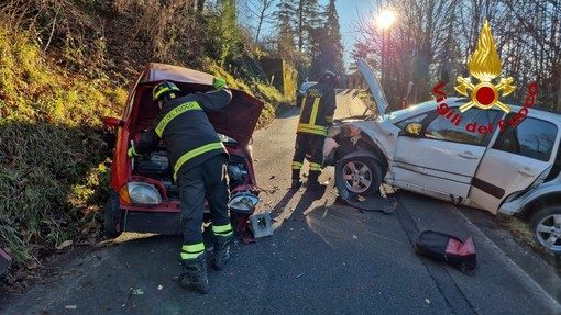 Incidente stradale a Savignone: intervento rapido dei Vigili del Fuoco di Busalla