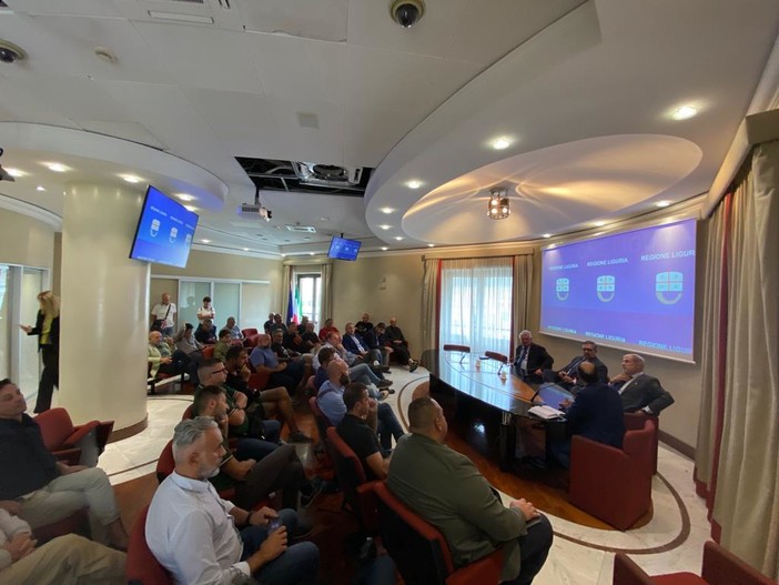 Ex Ilva, dopo la Fiom anche Toti e Bucci: "O l'azienda viene rilanciata o salta l'accordo di programma"