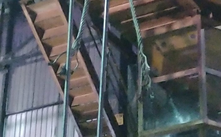 Il cavo strappato questa mattina all'ex Ilva