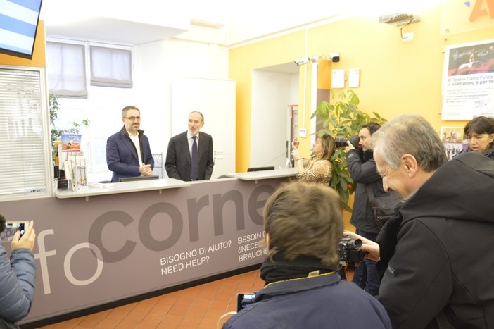 Amt apre nuovo point a Palazzo Ducale, e parte la sinergia con Iren Amt apre nuovo point a Palazzo Ducale, e parte la sinergia con Iren