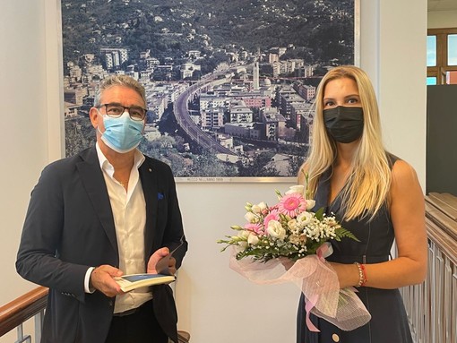 Incontro tra il sindaco di Recco Carlo Gandolfo e la console generale di Bulgaria a Milano Tanya Dimitrova