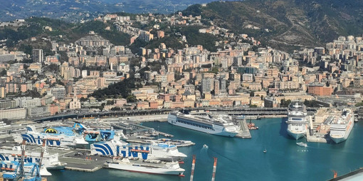 Fronte mare unificato: a Genova un maxi-cantiere da 6 milioni per l'asse Buozzi-Darsena-Porto Antico Fronte mare unificato: a Genova un maxi-cantiere da 6 milioni per l'asse Buozzi-Darsena-Porto Antico