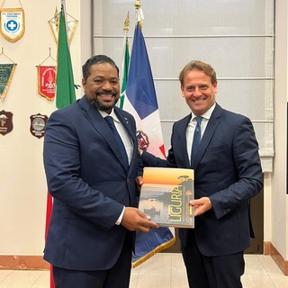 Incontro fra l'assessore alla Formazione Scajola e il Console della Repubblica Dominicana Carela